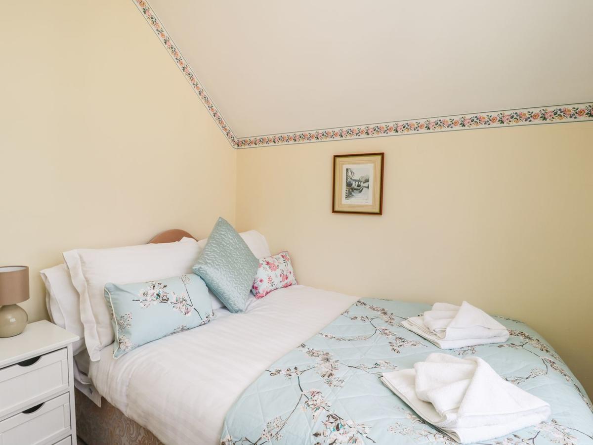 Eve'S Attic Apartment วินเดอร์เมียร์ ภายนอก รูปภาพ